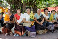 That Louang festival